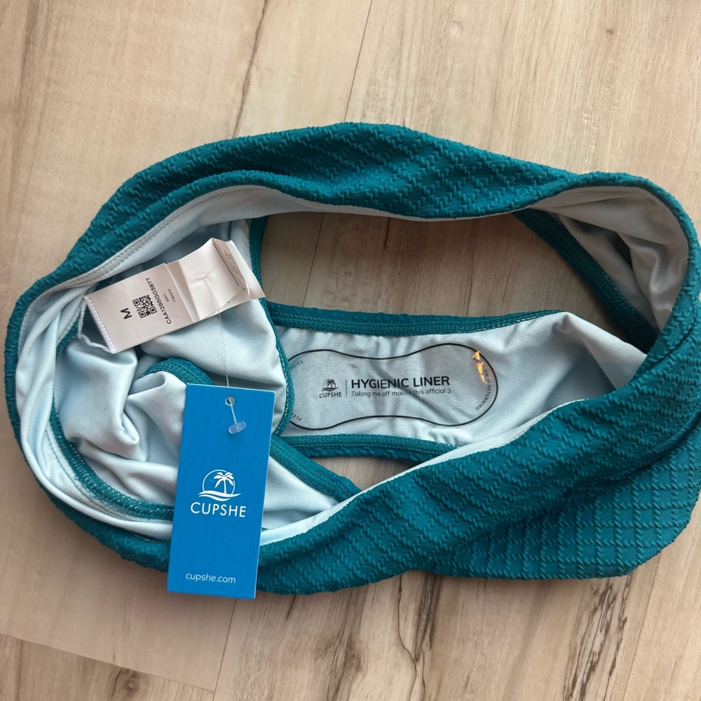 Cupshe NWT Bikini Set Teal Textured Molded Cups High Waist Crossover - Picture 7 of 9